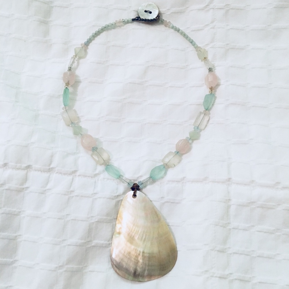 Handmade Shell Pendant Precious Stones Necklace
